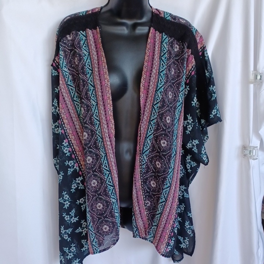 Vanity Lightweight lace Trim Cover-up/ Shrug, beautiful